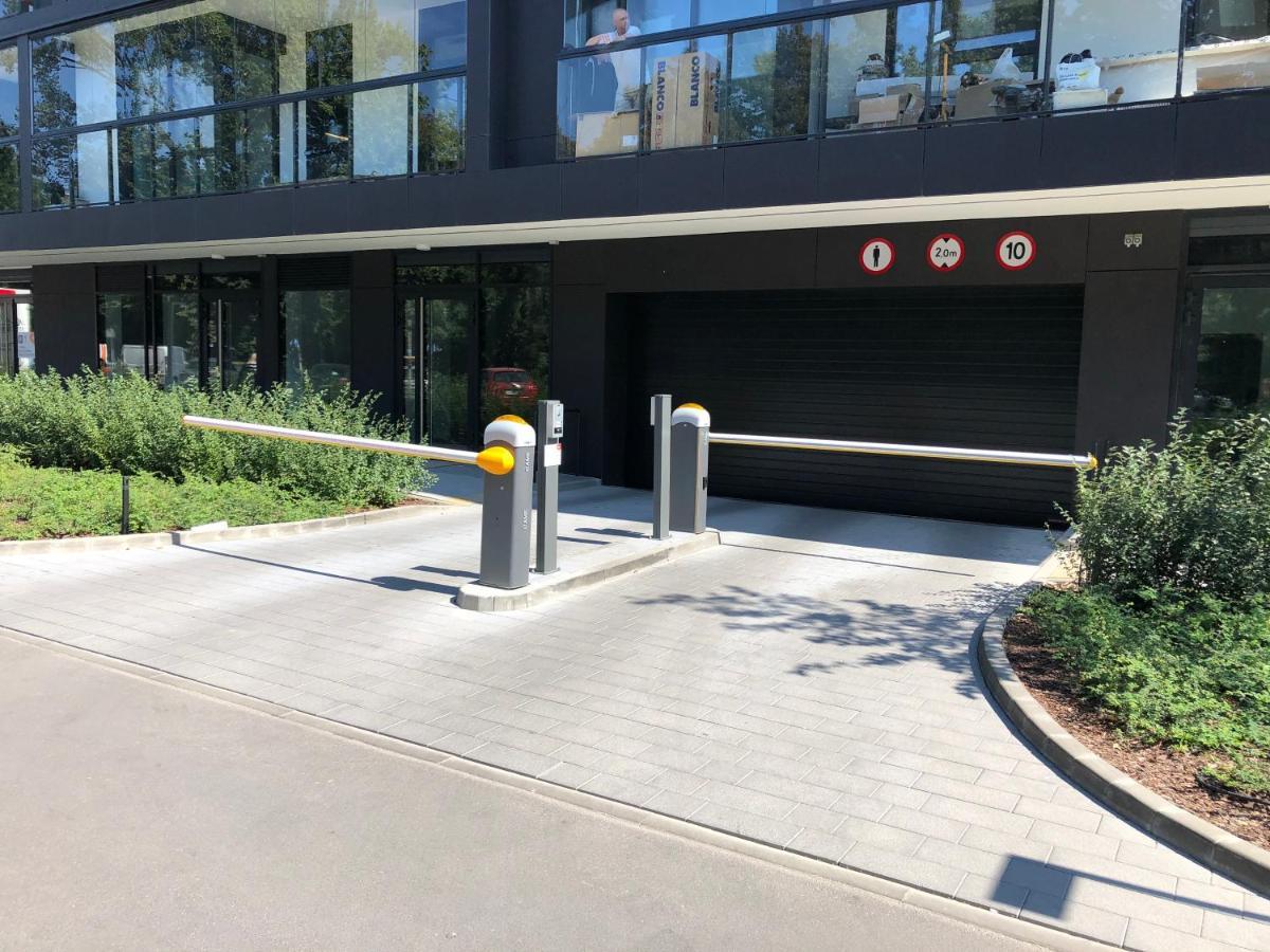 Vizzit Us Premium Marina Mokotów Apartament *