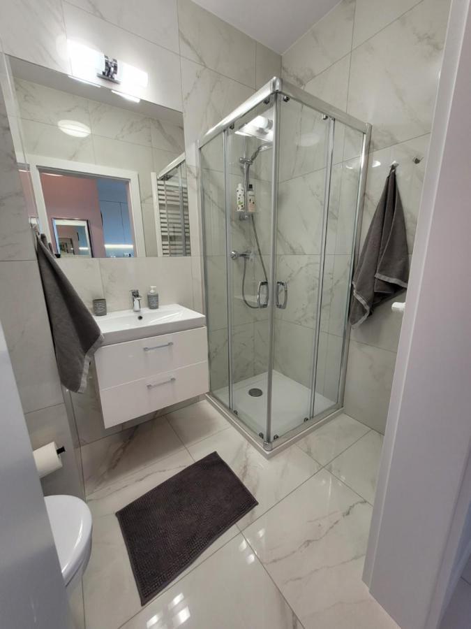 Apartament Vizzit Us Premium Marina Mokotów *